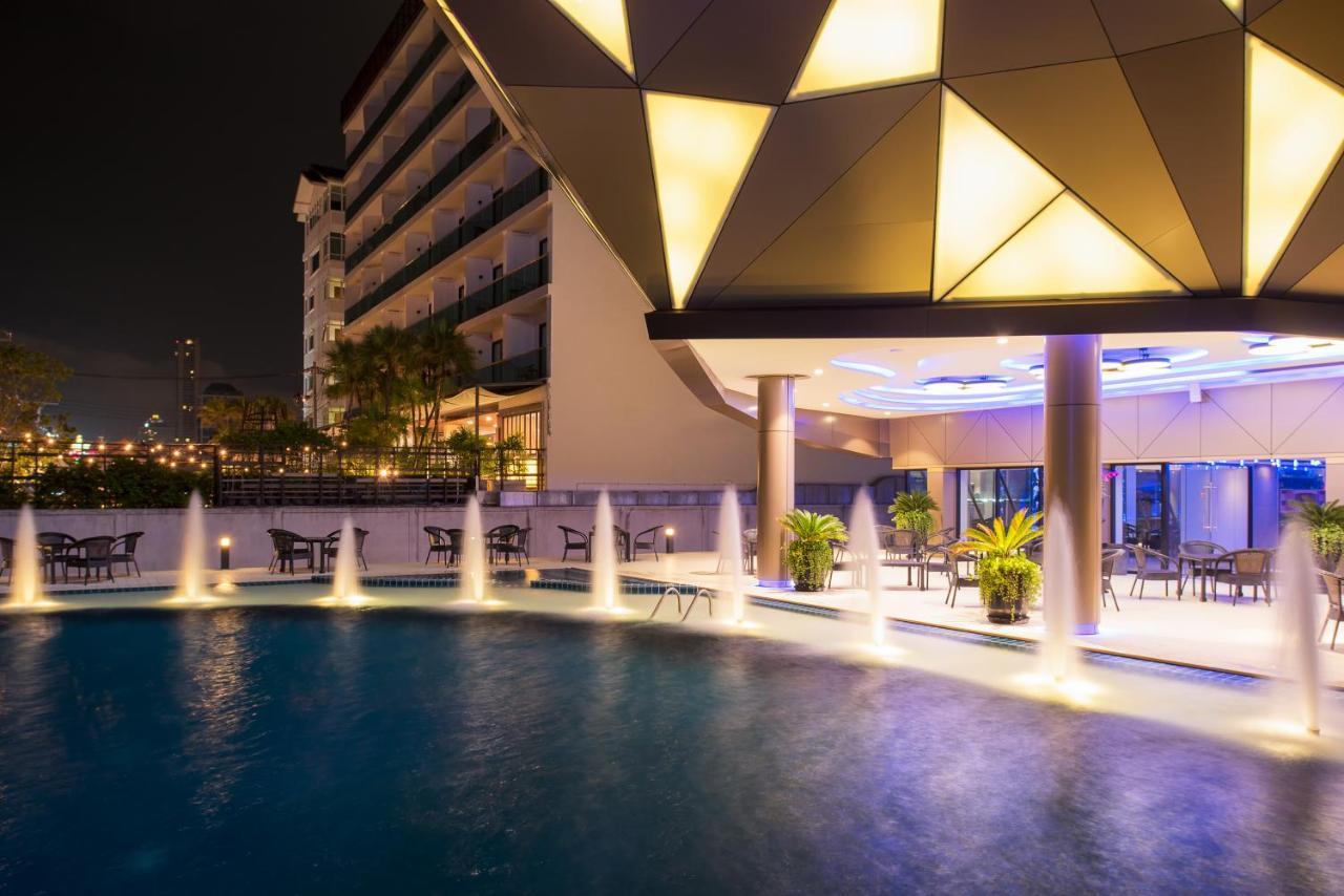 Rodina Beach Hotel Praia de Jomtien Exterior foto